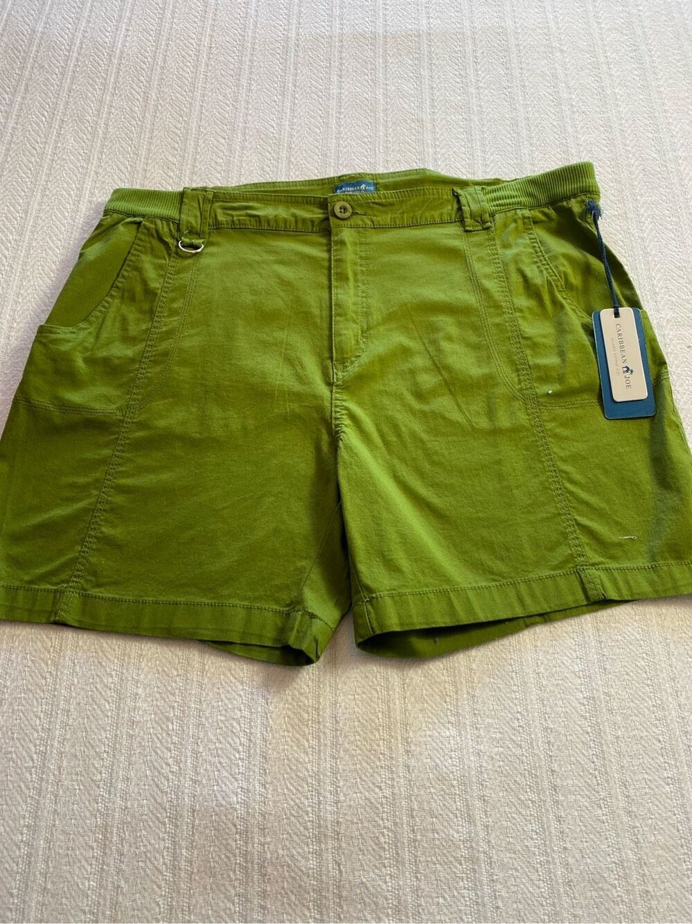 CARIBBEAN JOE SIZE 16 ARMY GREEN SHORTS